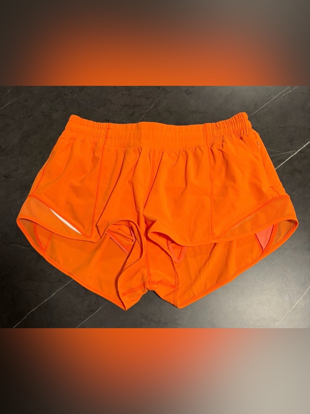 Lululemon Hotty Hot Short 2.5" - Sz 8